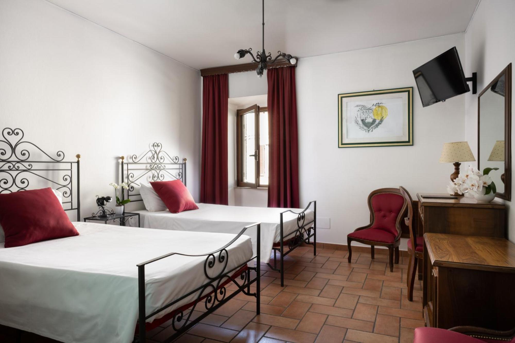 Hotel San Marco กุบบีโอ ภายนอก รูปภาพ